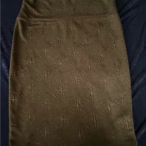 Black LuLaRoe Cassie skirt